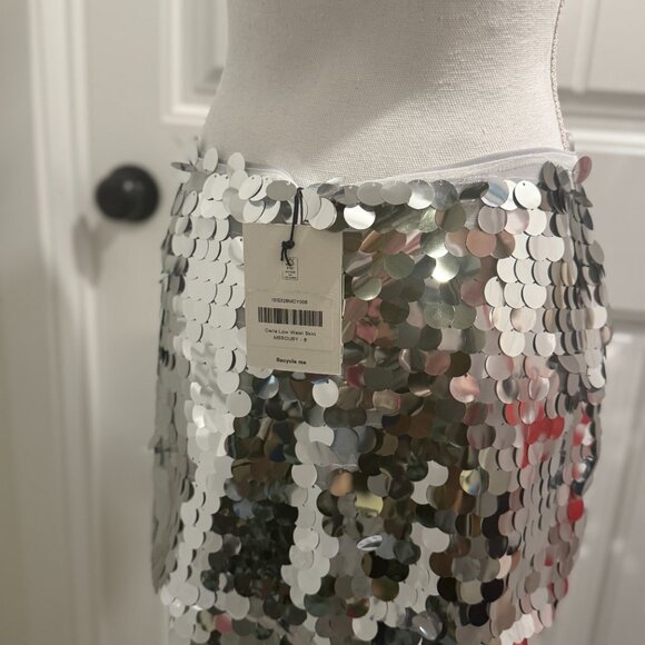 Reformation - NWT Carla Low Waist Skirt (Color: Mercury, Size: 6) Retail $128 - Picture 6 of 7